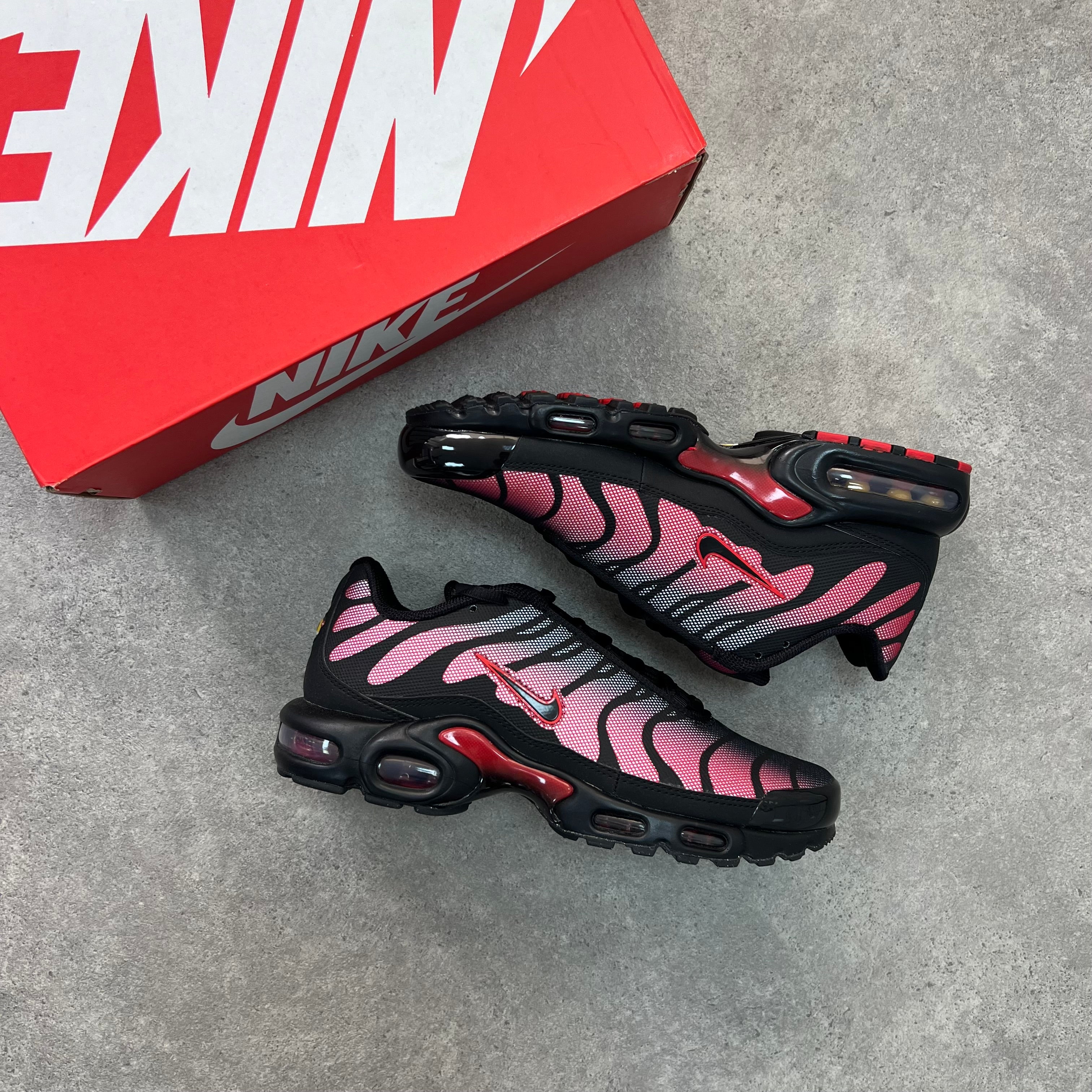 Nike Air Max Plus TN - Red