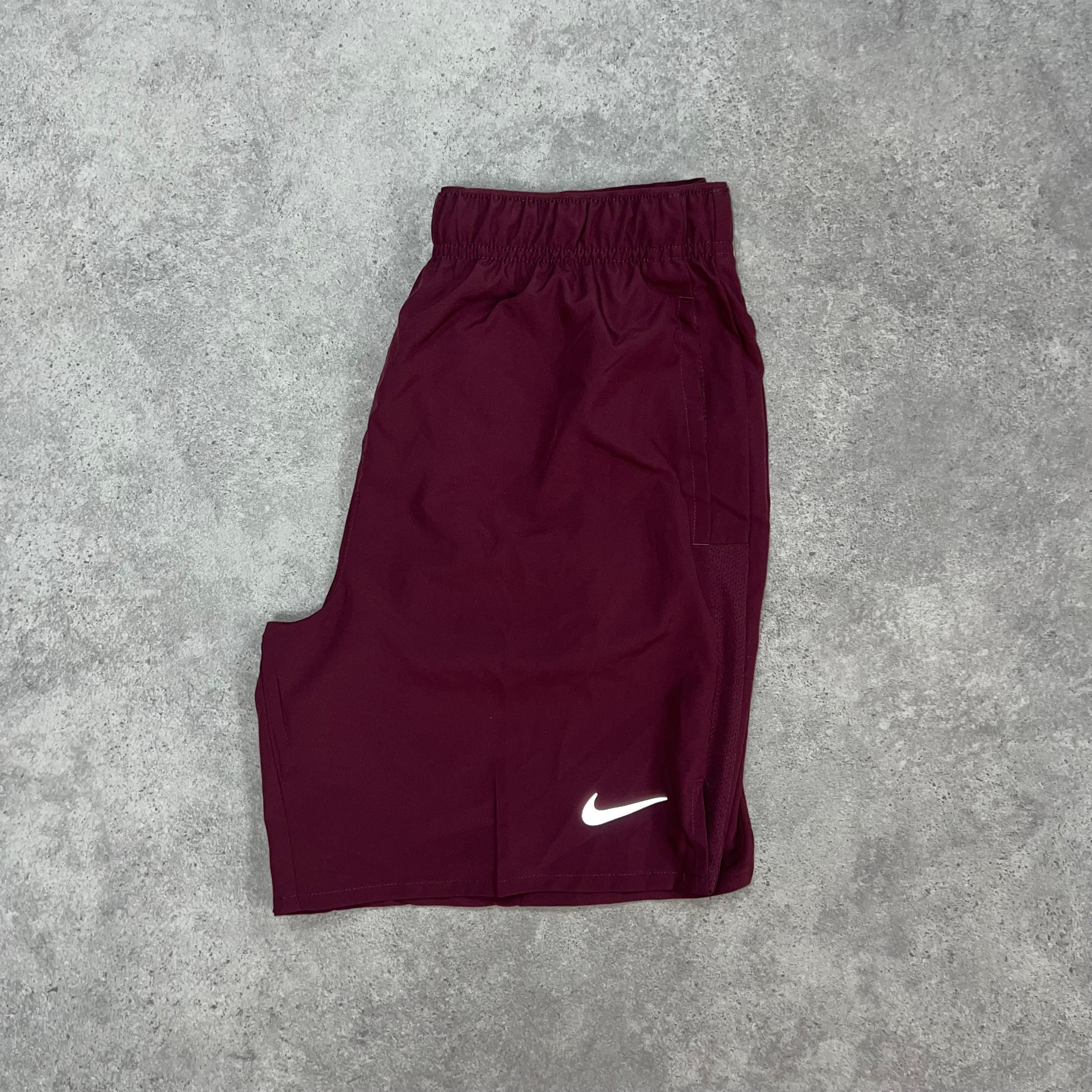 Nike Challenger Shorts 7” - Beetroot