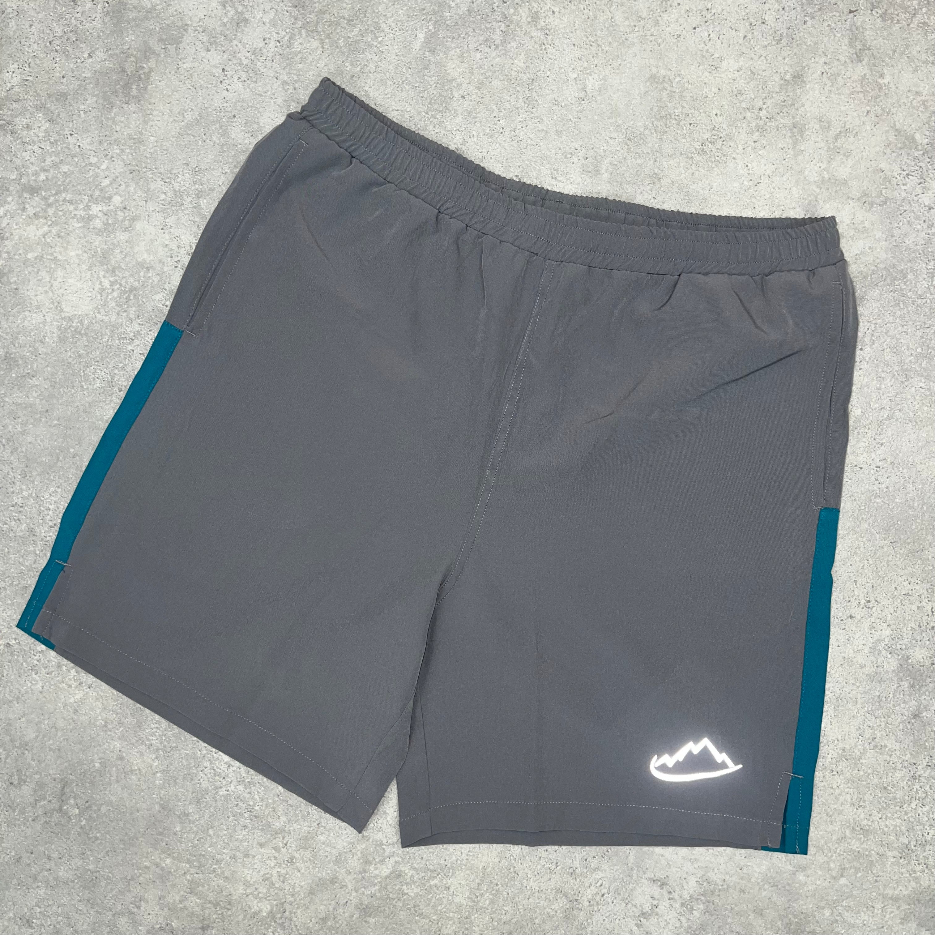 Adapt To - Running 2.0 Shorts - Teal/Grey